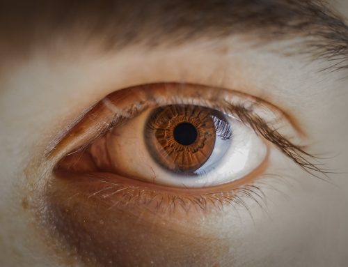 Dispelling 9 Myths About Contact Lenses